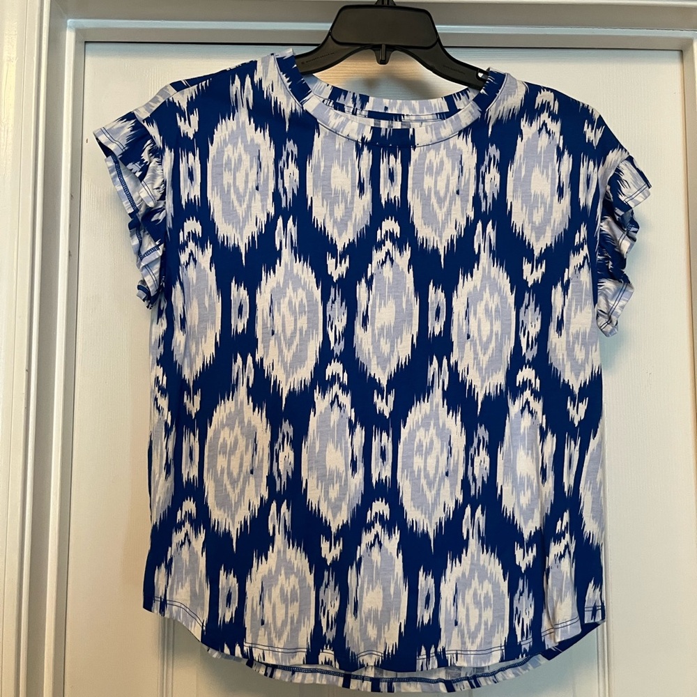 Crown & Ivy Blue and White Ikat Blouse